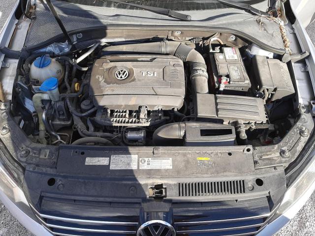 Photo 7 from auction – 2015 VOLKSWAGEN PASSAT S with VIN 1VWAT7A38FC006274