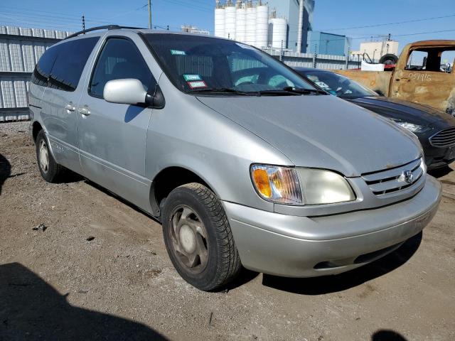 TOYOTA SIENNA LE 2002 with VIN 4T3ZF13C92U492009 - Photo from auction
