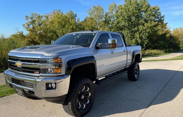 Photo 2 from auction – 2018 CHEVROLET SILVERADO with VIN 1GC1KVEY1JF160073
