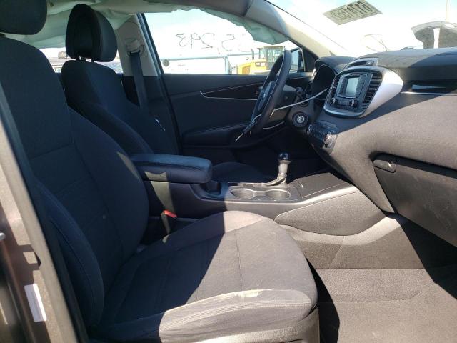 Photo 5 from auction – 2016 KIA SORENTO LX with VIN 5XYPG4A53GG085092