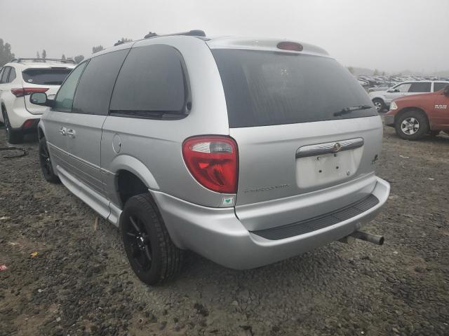 Photo 3 from auction – 2005 CHRYSLER TOWN & COU with VIN 2C4GP64L55R534707