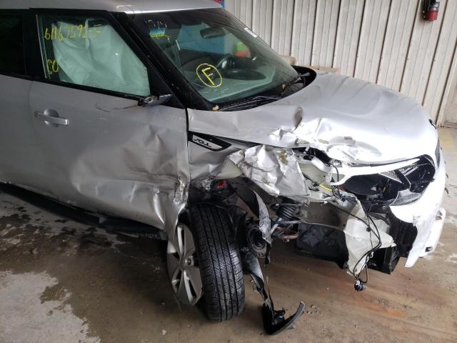 Photo 9 from auction – 2015 KIA SOUL with VIN KNDJN2A23F7768671