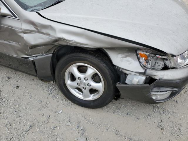 Photo 9 from auction – 1999 LEXUS ES 300 with VIN JT8BF28G0X5057508