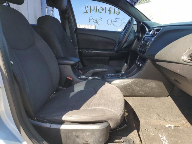 Photo 5 from auction – 2013 CHRYSLER 200 LX with VIN 1C3CCBAB3DN761764