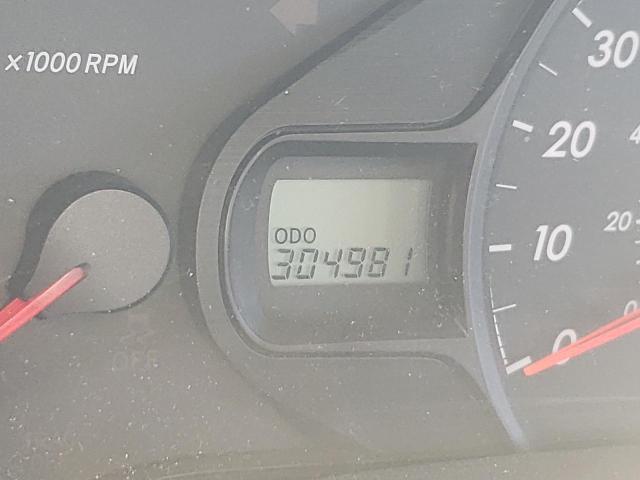 Photo 8 from auction – 2012 TOYOTA SIENNA LE with VIN 5TDKK3DC3CS203412