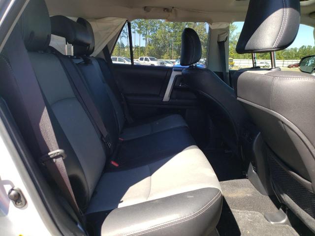 Photo 6 from auction – 2018 TOYOTA 4RUNNER SR with VIN JTEZU5JR0J5176553
