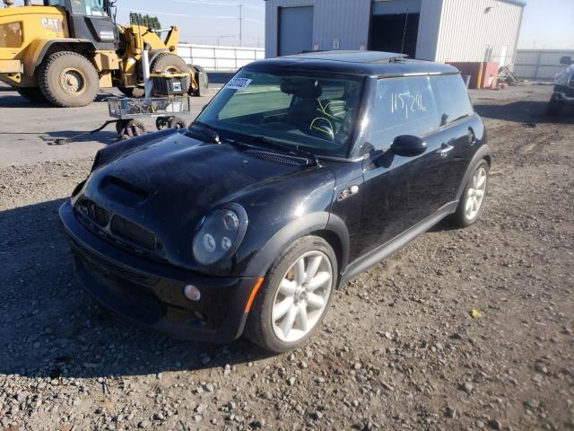 Photo 2 from auction – 2004 MINI COOPER S with VIN WMWRE334X4TD81305