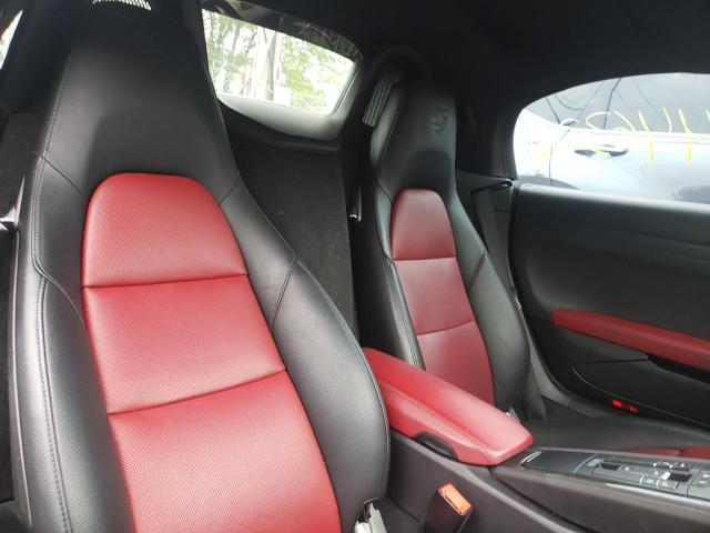 Photo 6 from auction – 2017 PORSCHE BOXSTER with VIN WP0CA2A80HS220894