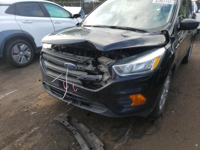 Photo 9 from auction – 2017 FORD ESCAPE S with VIN 1FMCU0F7XHUD52783