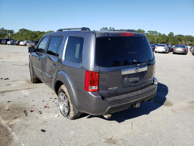 Photo 3 from auction – 2010 HONDA PILOT TOUR with VIN 5FNYF3H85AB011897