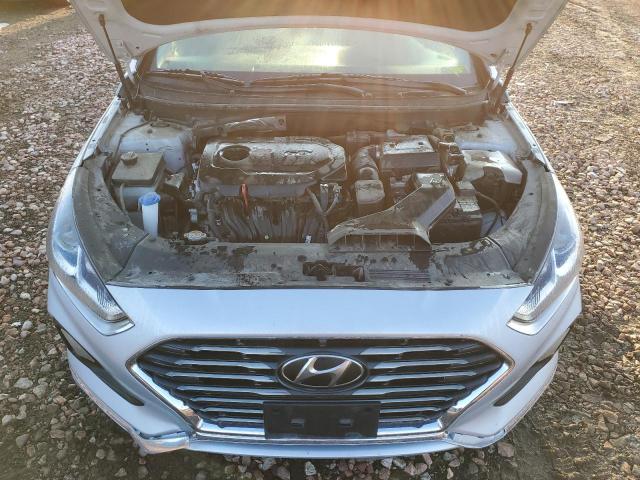 Photo 11 from auction – 2019 HYUNDAI SONATA SE with VIN 5NPE24AF0KH766519
