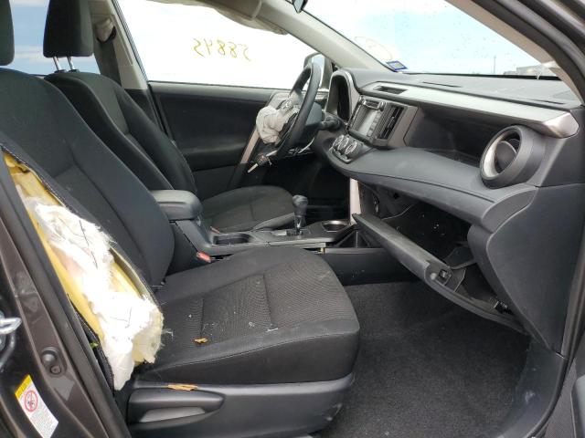 Photo 5 from auction – 2018 TOYOTA RAV4 LE with VIN JTMZFREV2JJ184397