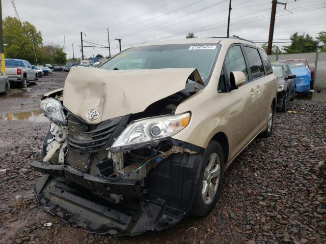 Photo 2 from auction – 2013 TOYOTA SIENNA LE with VIN 5TDKK3DC4DS354244