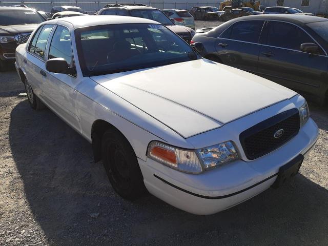 FORD CROWN VICT 2000 with VIN 2FAFP71W3YX146400 - Photo from auction