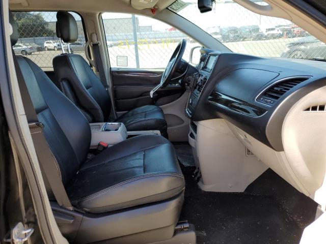Photo 5 from auction – 2013 CHRYSLER TOWN & COU with VIN 2C4RC1BG9DR776086