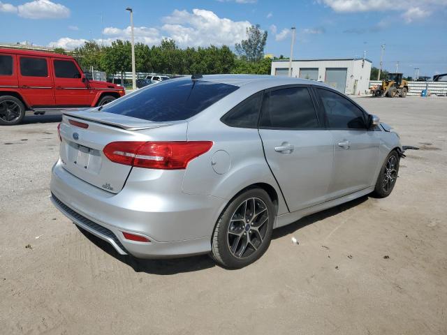 Photo 4 from auction – 2015 FORD FOCUS SE with VIN 1FADP3F26FL321920