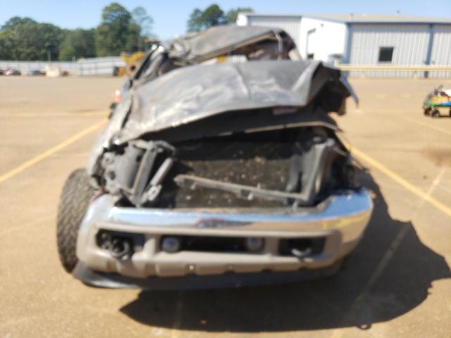 Photo 7 from auction – 2002 FORD EXCURSION with VIN 1FMNU43S32EC75359