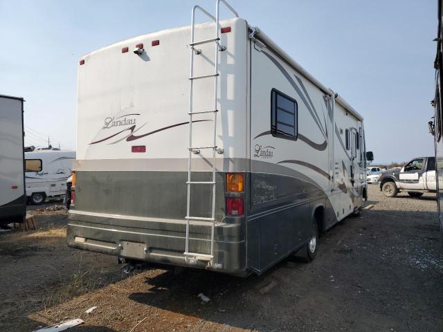 Photo 4 from auction – 2004 WORKHORSE CUSTOM CHASSIS MOTORHOME with VIN 5B4MP67G443378237