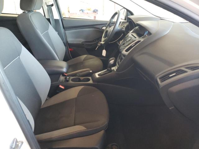 Foto 5 de la subasta – 2014 FORD FOCUS SE con VIN 1FADP3K23EL334158