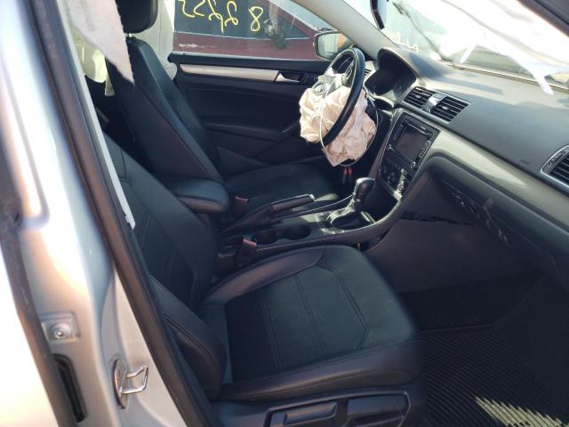 Photo 5 from auction – 2015 VOLKSWAGEN PASSAT S with VIN 1VWAS7A30FC104847