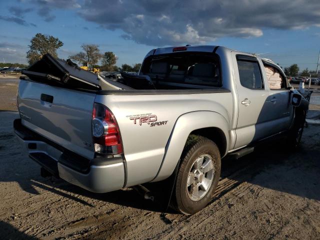 Photo 4 from auction – 2011 TOYOTA TACOMA DOU with VIN 3TMLU4EN9BM069329