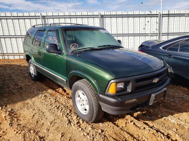 CHEVROLET BLAZER 1997 with VIN 1GNDT13WXVK122057 - Photo from auction