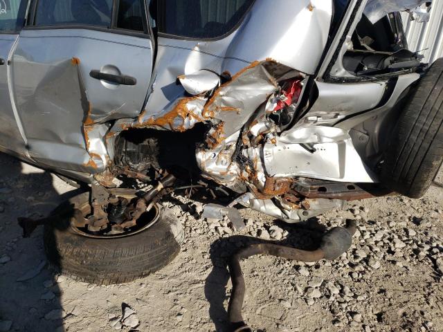Photo 9 from auction – 2006 TOYOTA RAV4 with VIN JTMBK33V465010215
