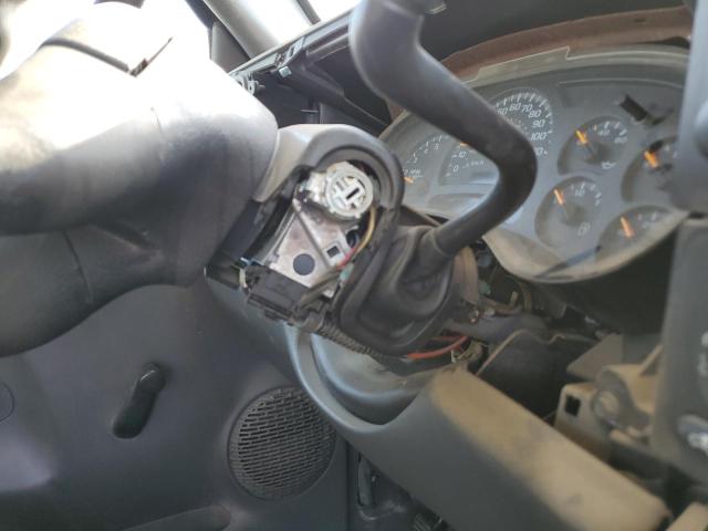 Photo 9 from auction – 2004 CHEVROLET SILVERADO with VIN 1GBHC29U04E274940