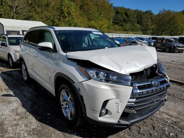 TOYOTA HIGHLANDER 2017 with VIN 5TDDZRFHXHS453690 - Photo from auction