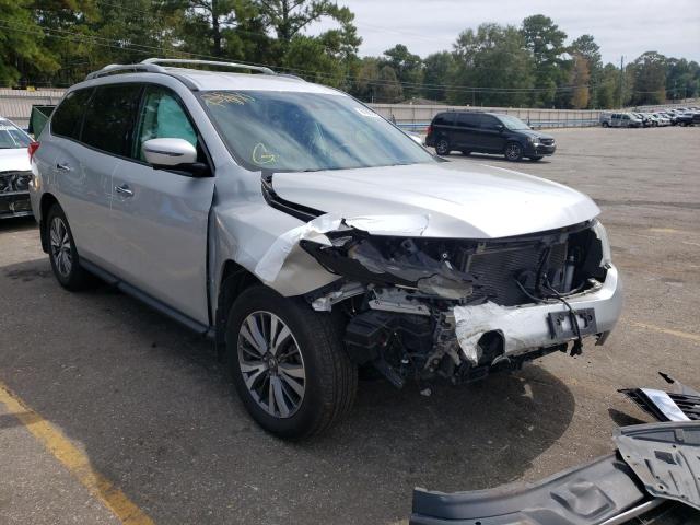 NISSAN PATHFINDER 2017 with VIN 5N1DR2MN1HC698777 - Photo from auction