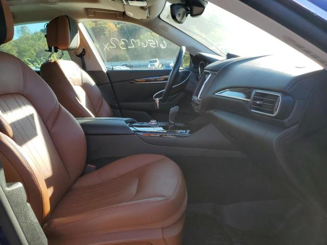 Photo 5 from auction – 2017 MASERATI LEVANTE with VIN ZN661XUA9HX224596