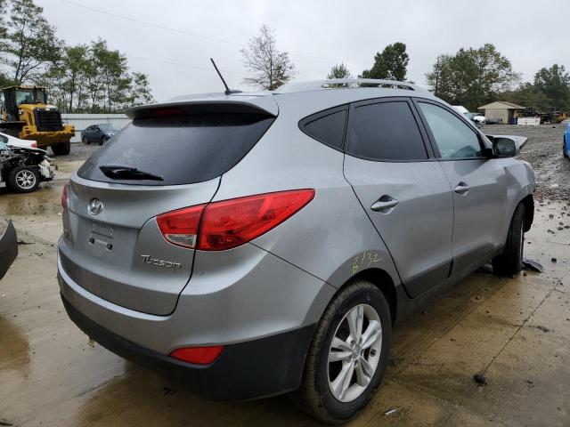 Photo 4 from auction – 2011 HYUNDAI TUCSON GLS with VIN KM8JU3AC3BU290812