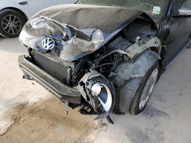 Photo 9 from auction – 2013 VOLKSWAGEN BEETLE with VIN 3VWJP7AT5DM678843
