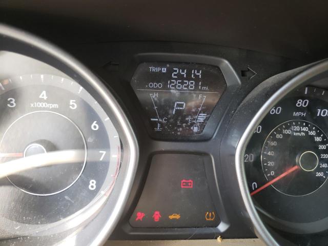 Photo 8 from auction – 2012 HYUNDAI ELANTRA GL with VIN 5NPDH4AE8CH149260