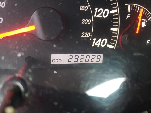 Photo 8 from auction – 2005 TOYOTA CAMRY LE with VIN 4T1BF32KX5U590999