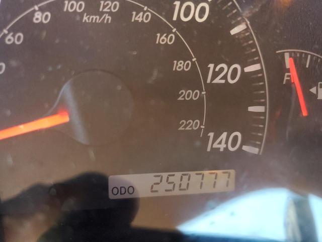 Photo 8 from auction – 2005 TOYOTA CAMRY LE with VIN 4T1BF32K95U600180