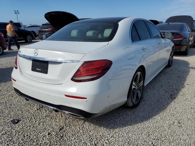 Photo 4 from auction – 2017 MERCEDES-BENZ E 300 with VIN WDDZF4JB7HA102078