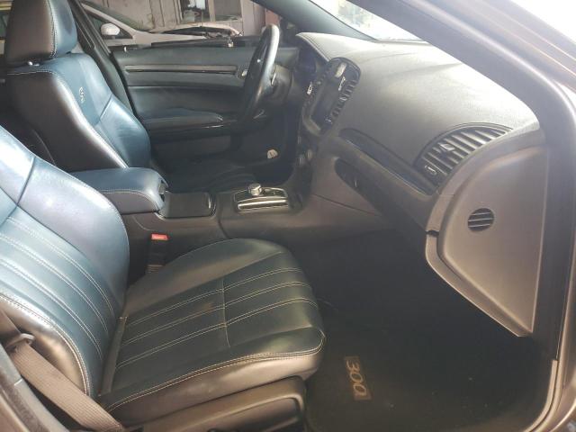 Photo 5 from auction – 2016 CHRYSLER 300 S with VIN 2C3CCAGG6GH118173
