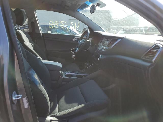 Photo 5 from auction – 2016 HYUNDAI TUCSON LIM with VIN KM8J33A20GU50277