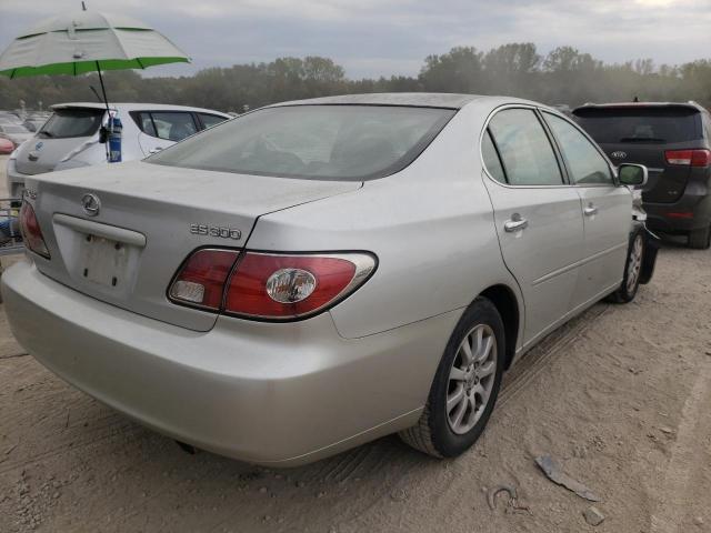 Photo 4 from auction – 2002 LEXUS ES 300 with VIN JTHBF30G520049427
