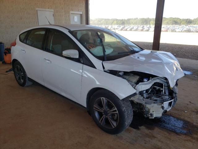 FORD FOCUS SE 2014 with VIN 1FADP3K26EL359717 - Photo from auction