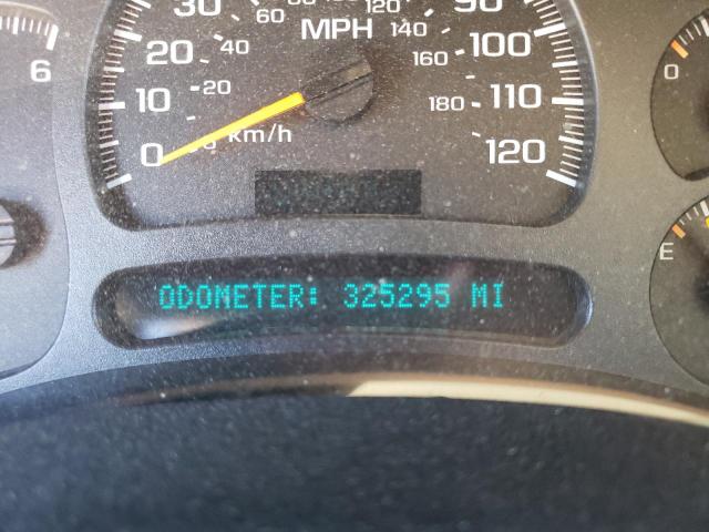 Photo 8 from auction – 2003 GMC YUKON with VIN 1GKEC13Z73J137842