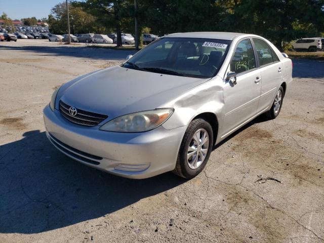 Zdjęcie 2 z aukcji – 2004 TOYOTA CAMRY LE z VIN 4T1BF32K14U583003