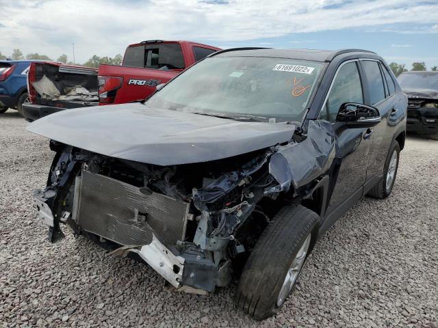 Photo 2 from auction – 2019 TOYOTA RAV4 XLE with VIN JTMW1RFV8KD003433