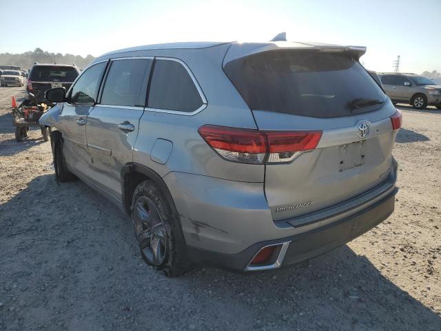 Photo 3 from auction – 2017 TOYOTA HIGHLANDER with VIN 5TDDZRFH7HS473198