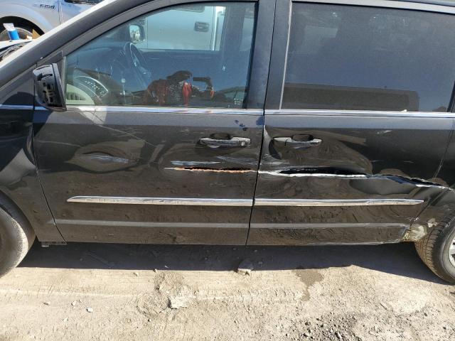 Photo 9 from auction – 2016 CHRYSLER TOWN & COU with VIN 2C4RC1BG9GR165236