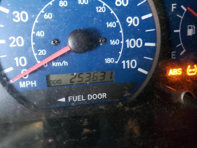 Photo 8 from auction – 2003 TOYOTA SIENNA LE with VIN 4T3ZF13C43U527606