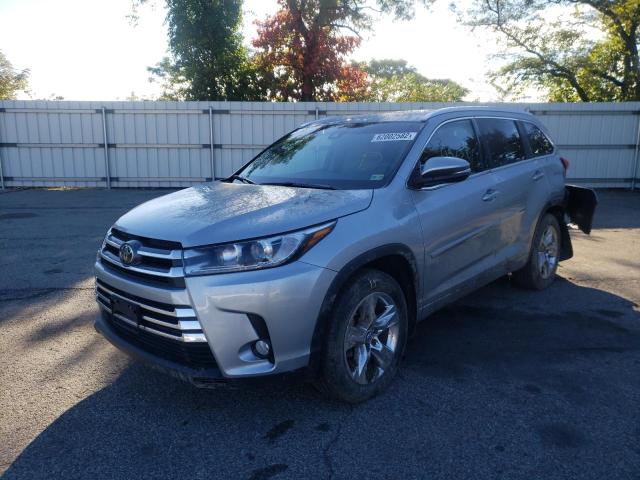 Photo 2 from auction – 2017 TOYOTA HIGHLANDER with VIN 5TDDZRFHXHS475480