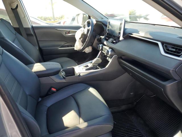 Photo 5 from auction – 2022 TOYOTA RAV4 XLE P with VIN 2T3B6RFV2NW034247