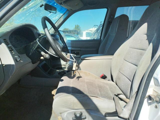 Photo 5 from auction – 2000 FORD EXPLORER with VIN 1FMZU73X5YZB74310